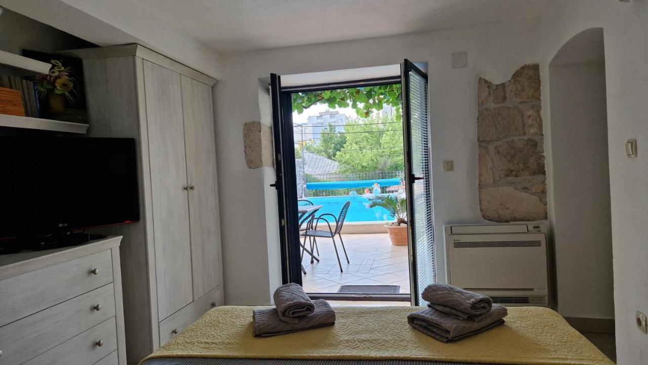 Apartman Karla Mostar Exterior foto