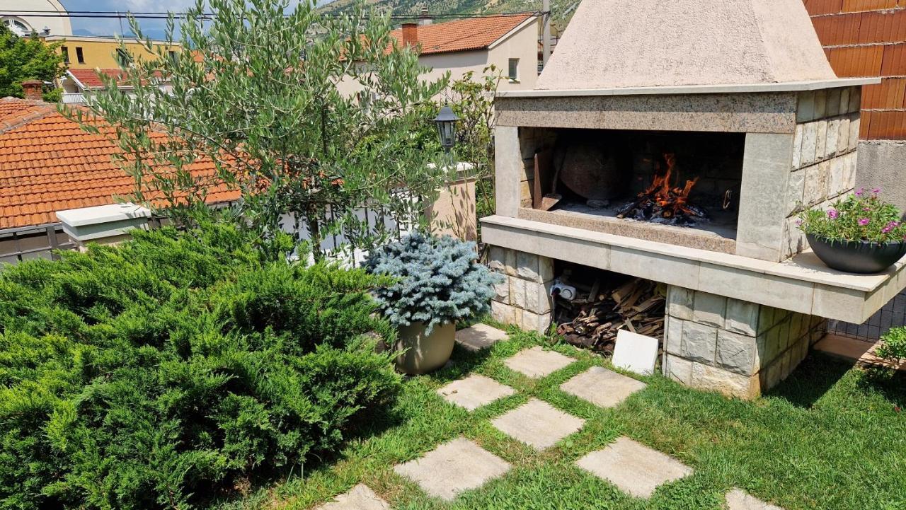 Apartman Karla Mostar Exterior foto